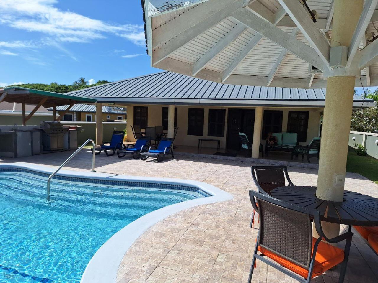 Driftwood 85 Villa Canaan Exterior photo